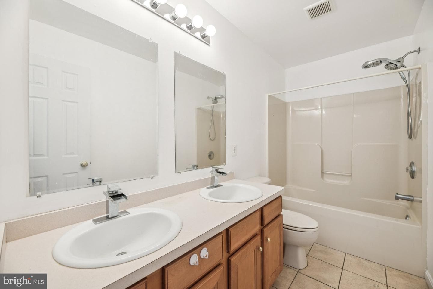 205 Captain Brendt Drive photo 22