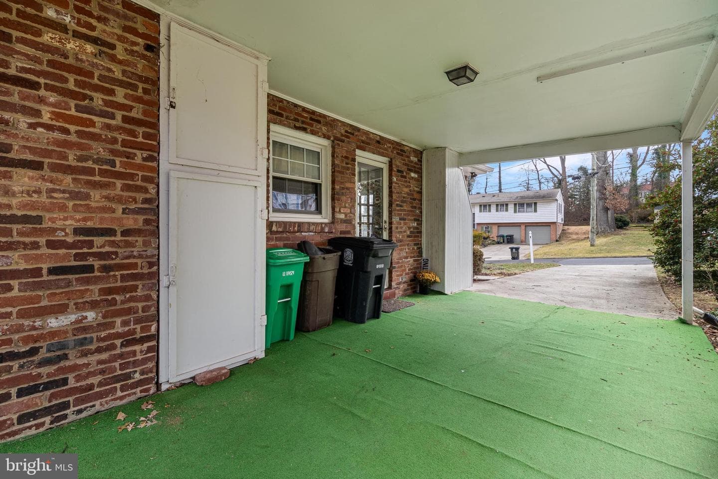 7118 Lory Lane photo 32