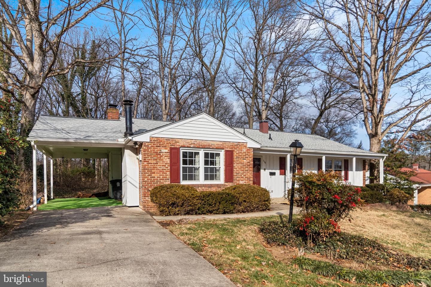 7118 Lory Lane photo 4