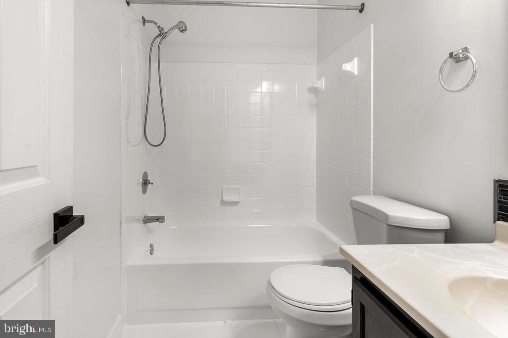 3402 Forest Rose Court photo 32