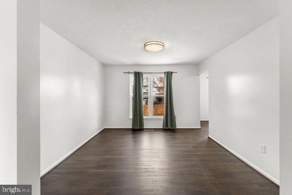 3402 Forest Rose Court photo 4