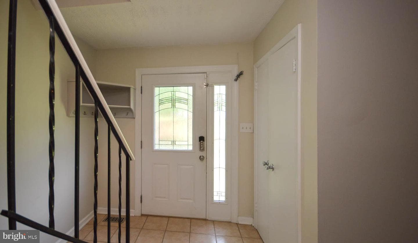 12921 Trumbull Drive photo 4