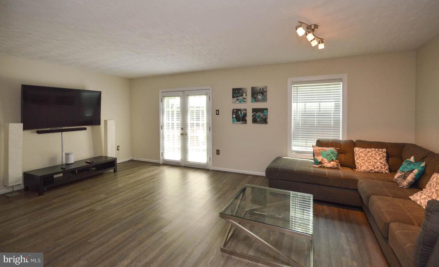12921 Trumbull Drive photo 9