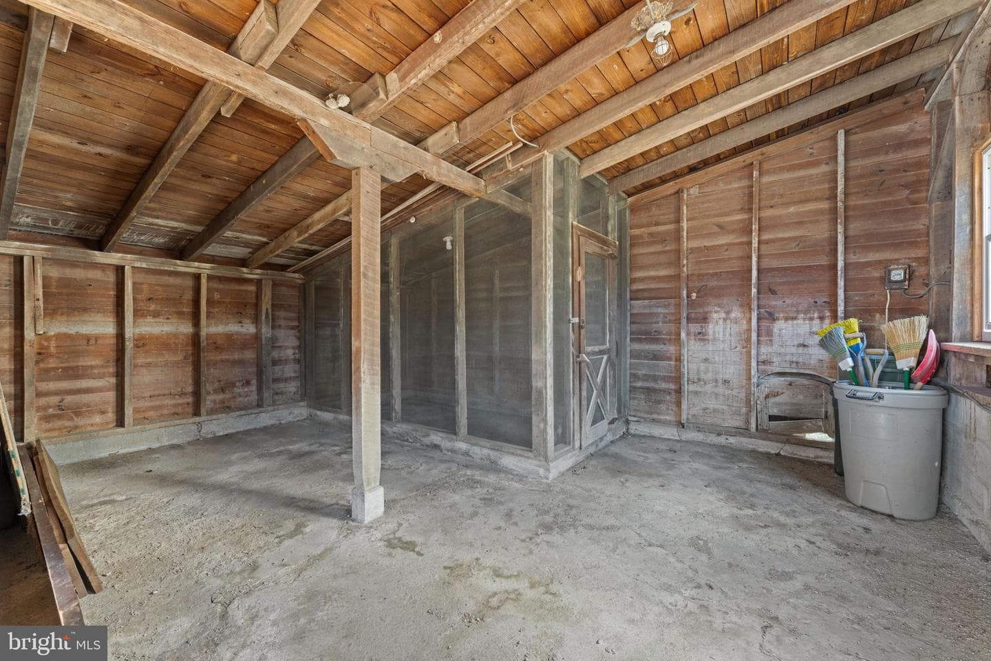 9905 Croom Road photo 107