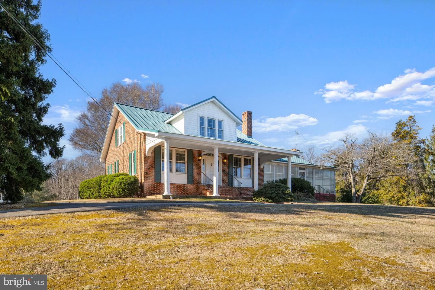 9905 Croom Road photo 3