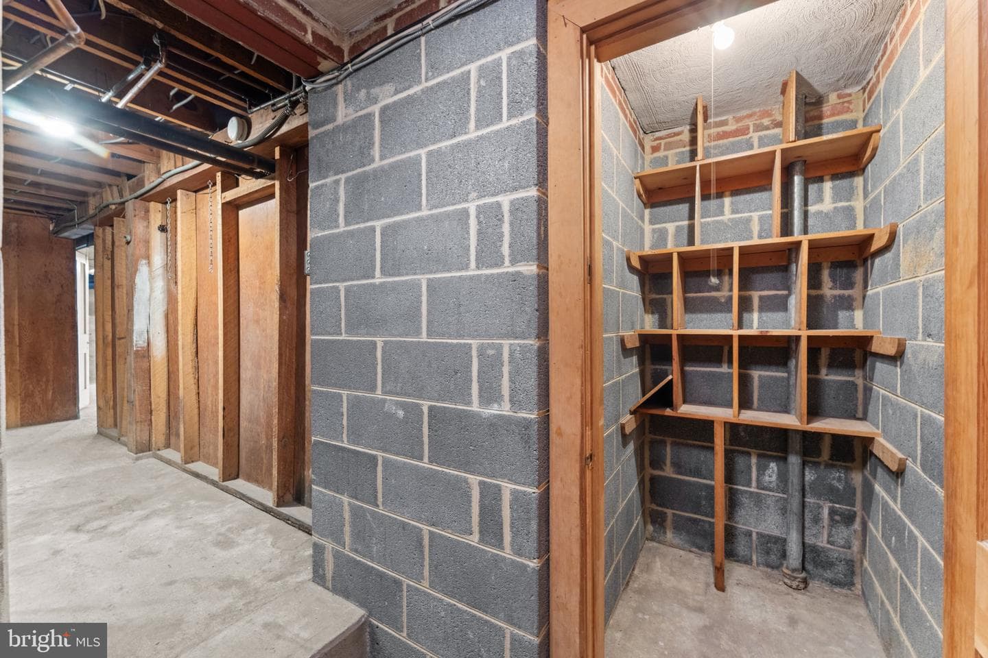 9905 Croom Road photo 93