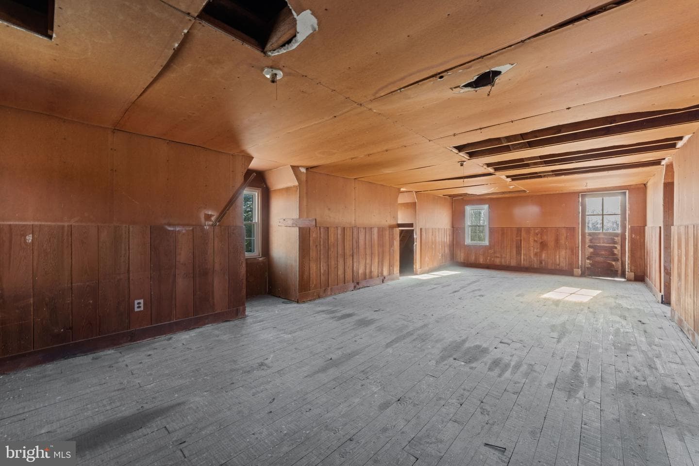 9905 Croom Road photo 99