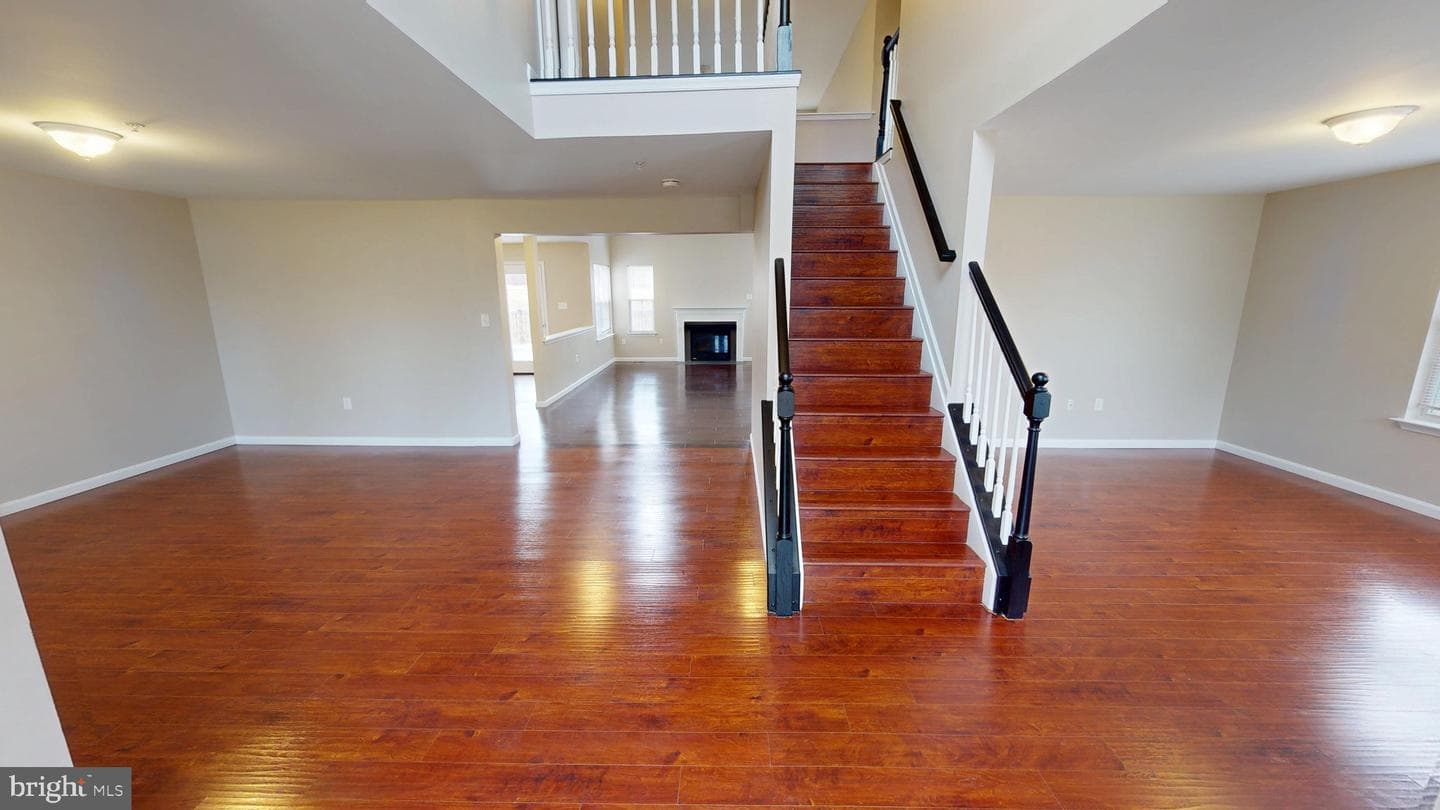 725 Gleneagles Drive photo 15