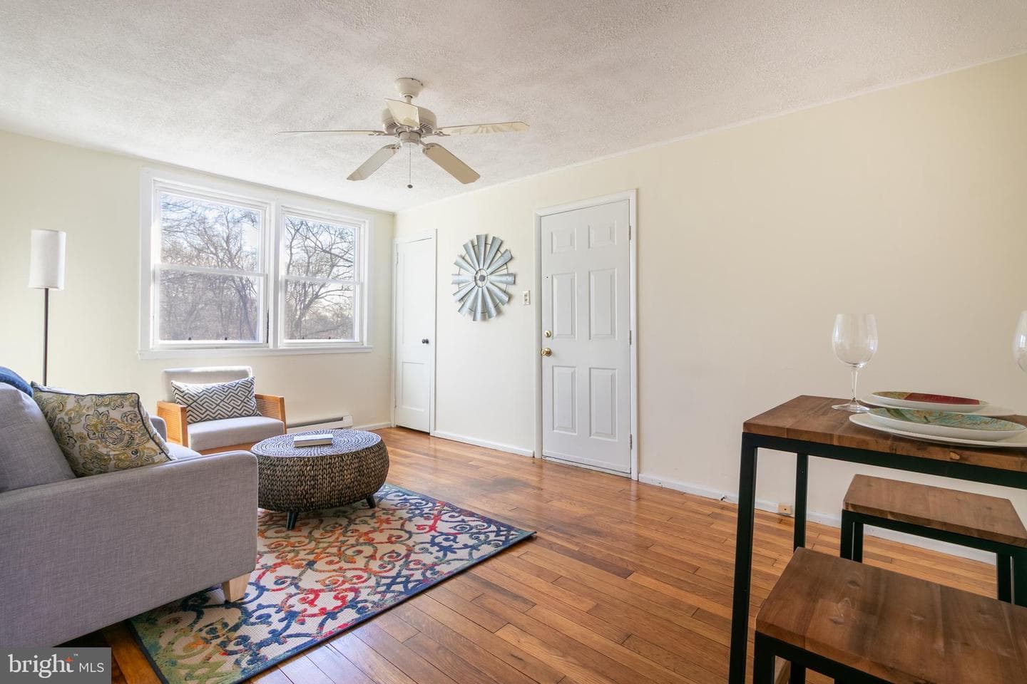8 Laurel Hill Road photo 4
