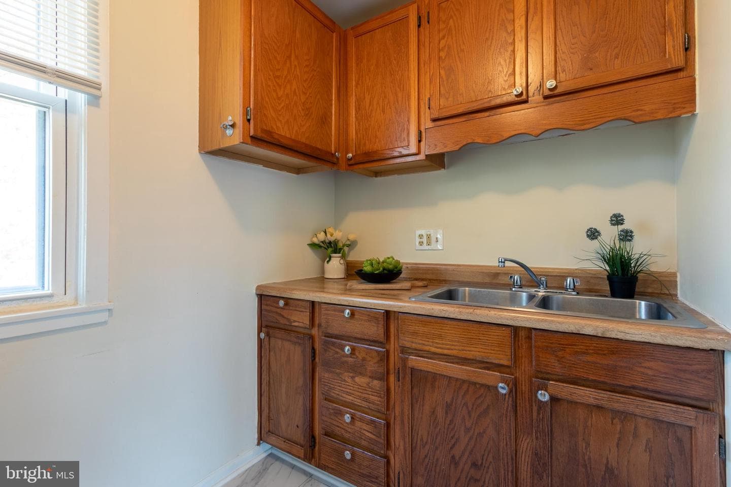 8 Laurel Hill Road photo 9
