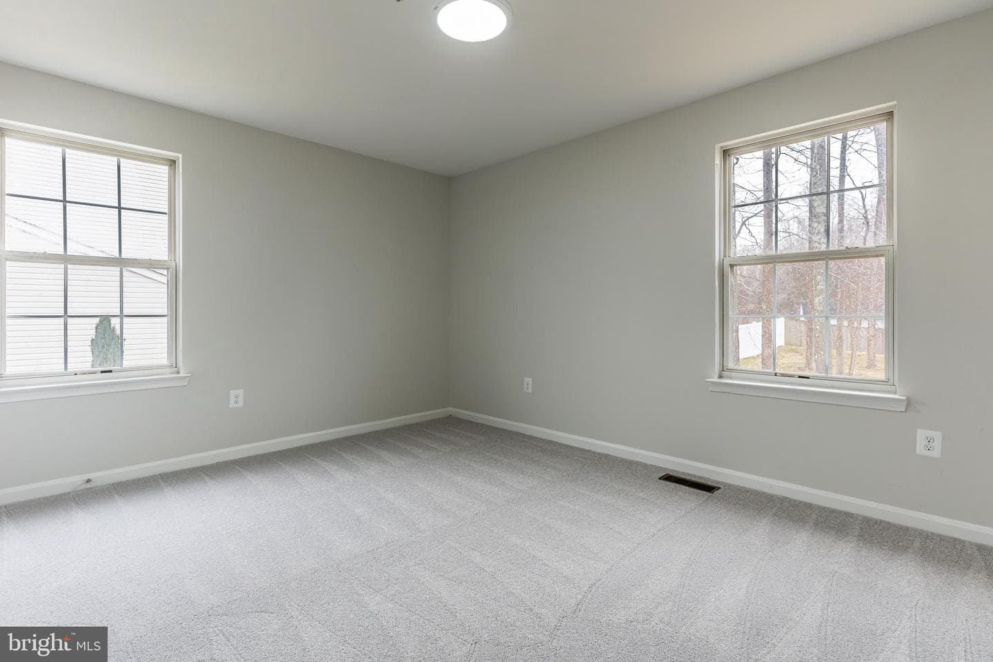 17303 Newton Court photo 16