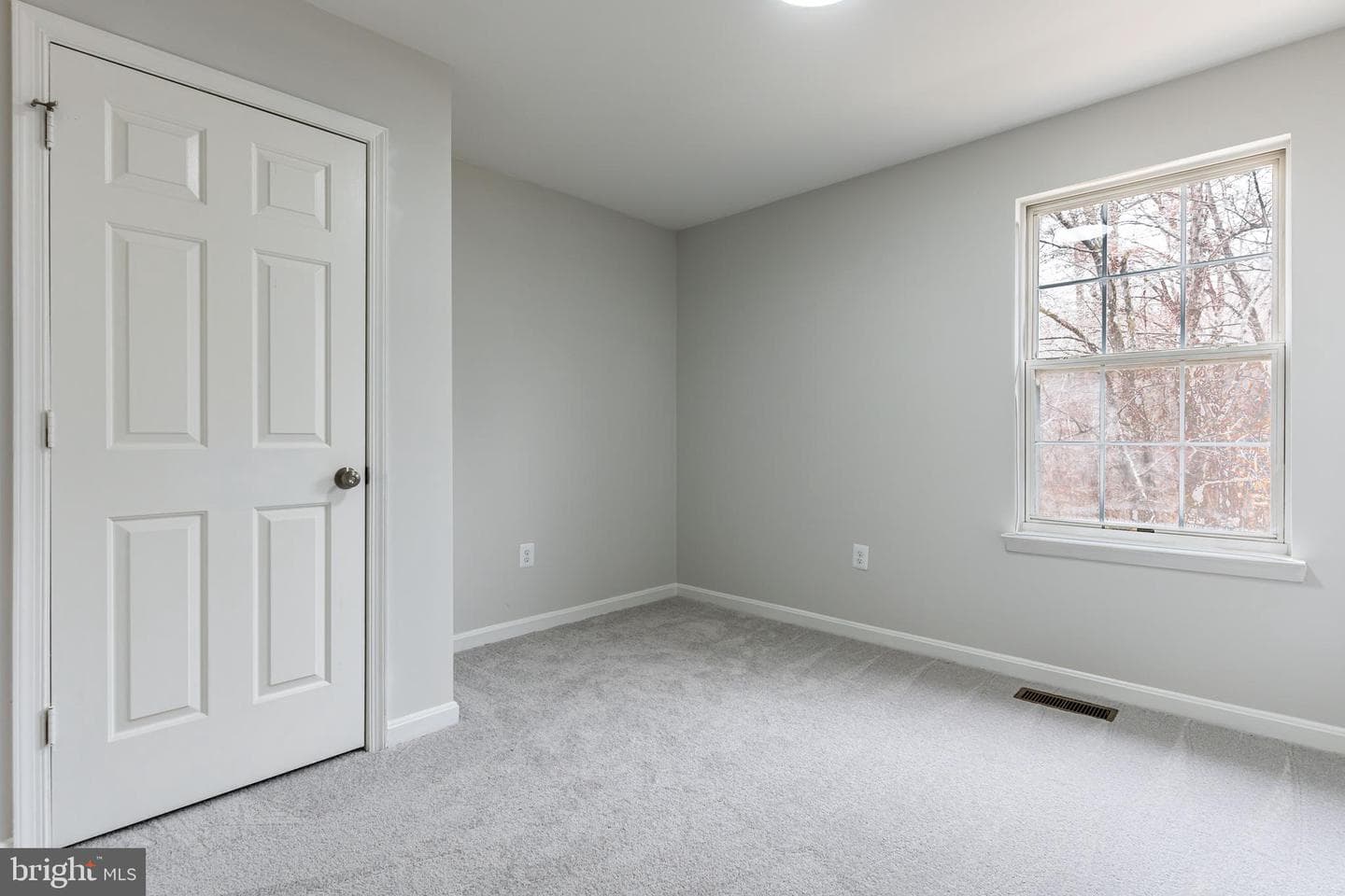 17303 Newton Court photo 18