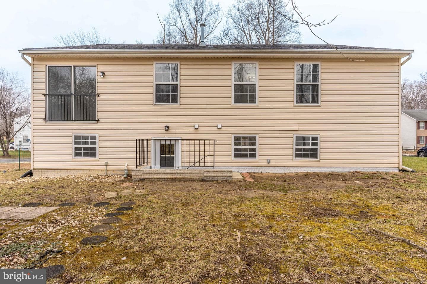17303 Newton Court photo 4