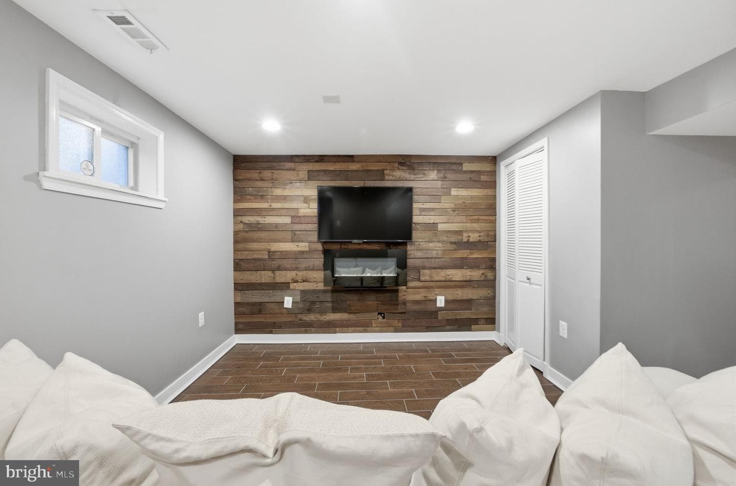 5612 Delaware Drive photo 31