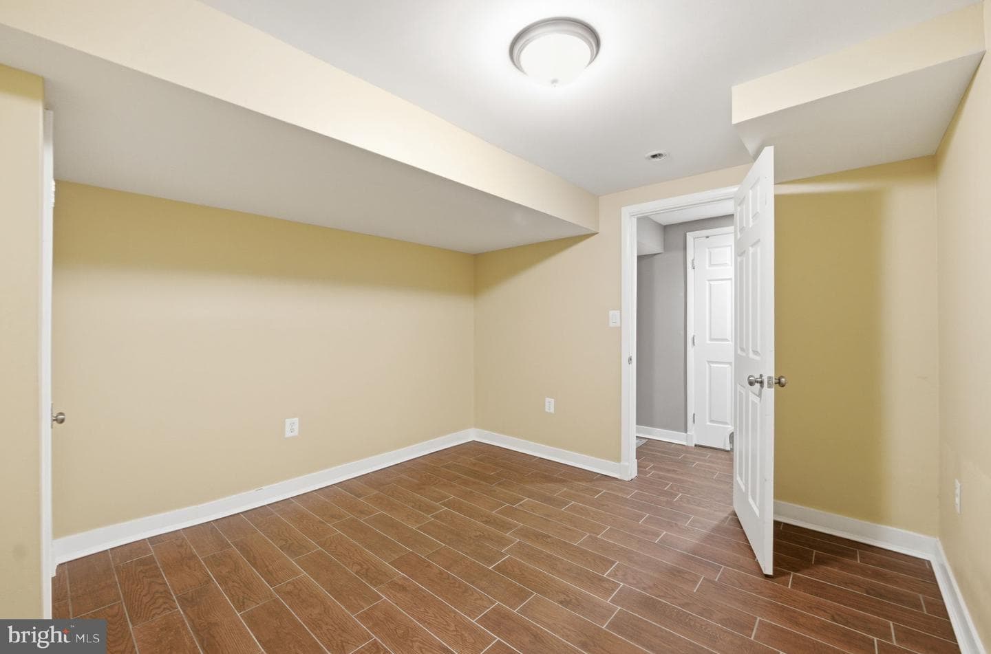 5612 Delaware Drive photo 34