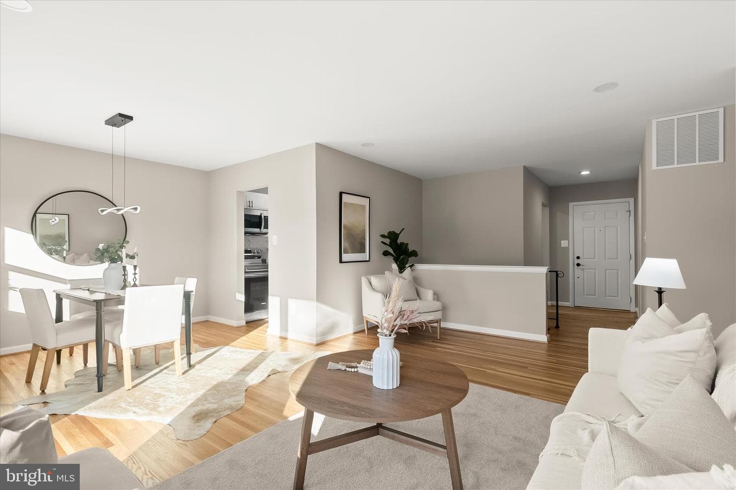 10410 Rutland Place photo 4