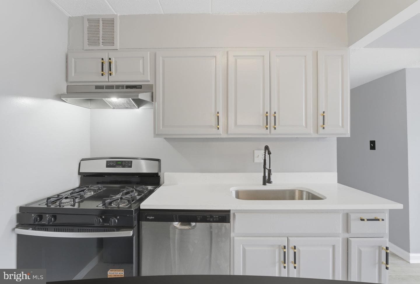 9205 New Hampshire Avenue #302 photo 19