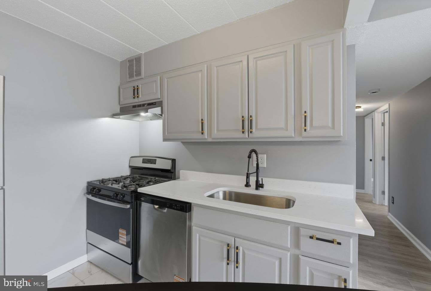 9205 New Hampshire Avenue #302 photo 20