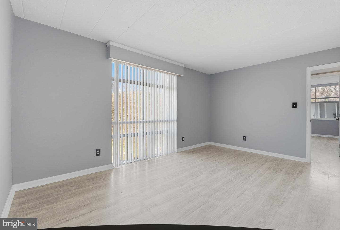 9205 New Hampshire Avenue #302 photo 29