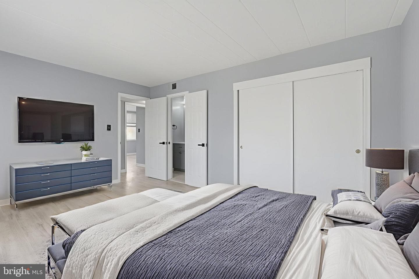 9205 New Hampshire Avenue #302 photo 32