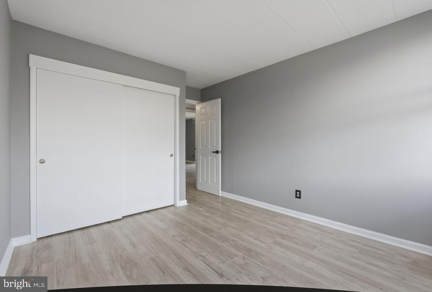 9205 New Hampshire Avenue #302 photo 37