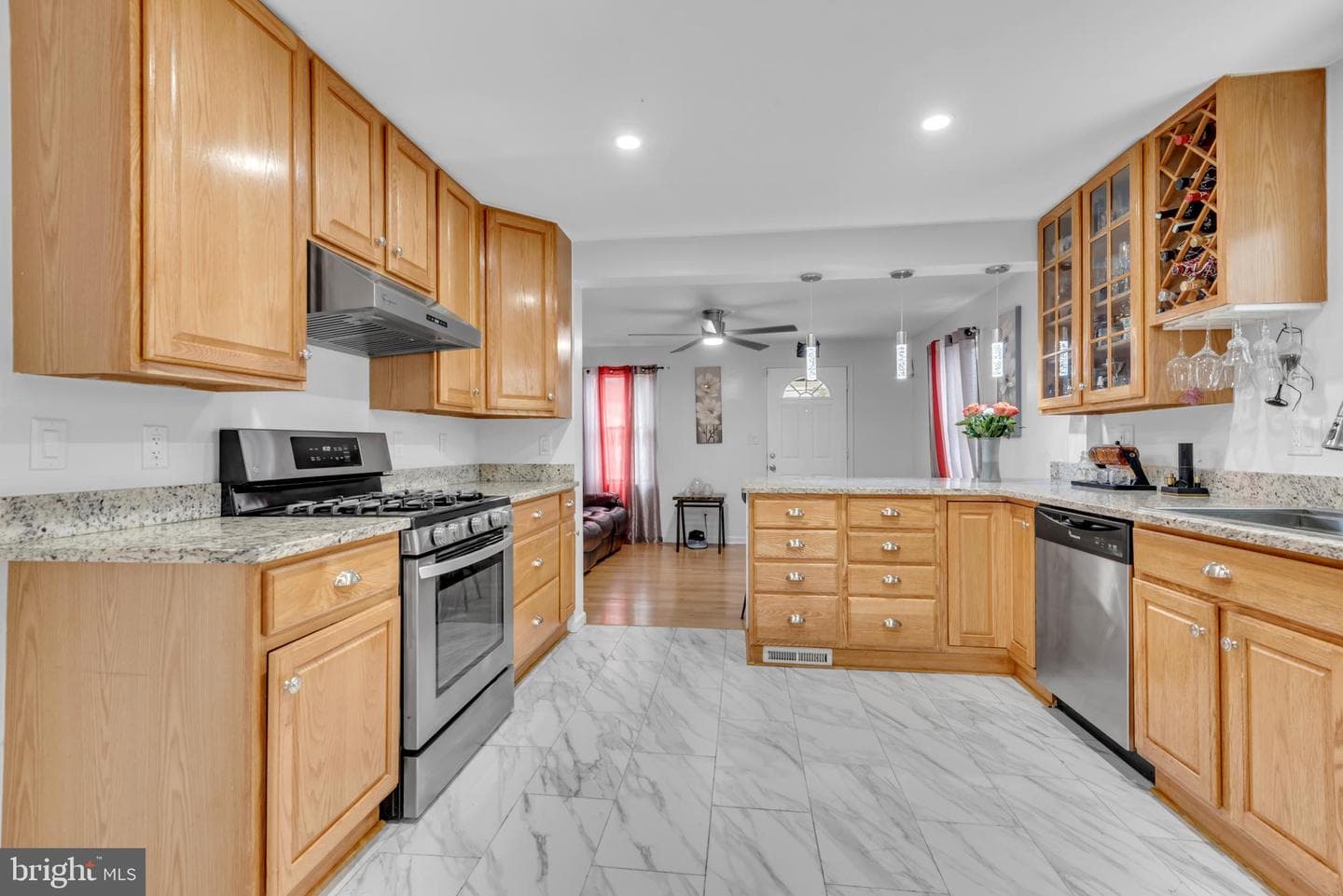 9707 53rd Avenue photo 9