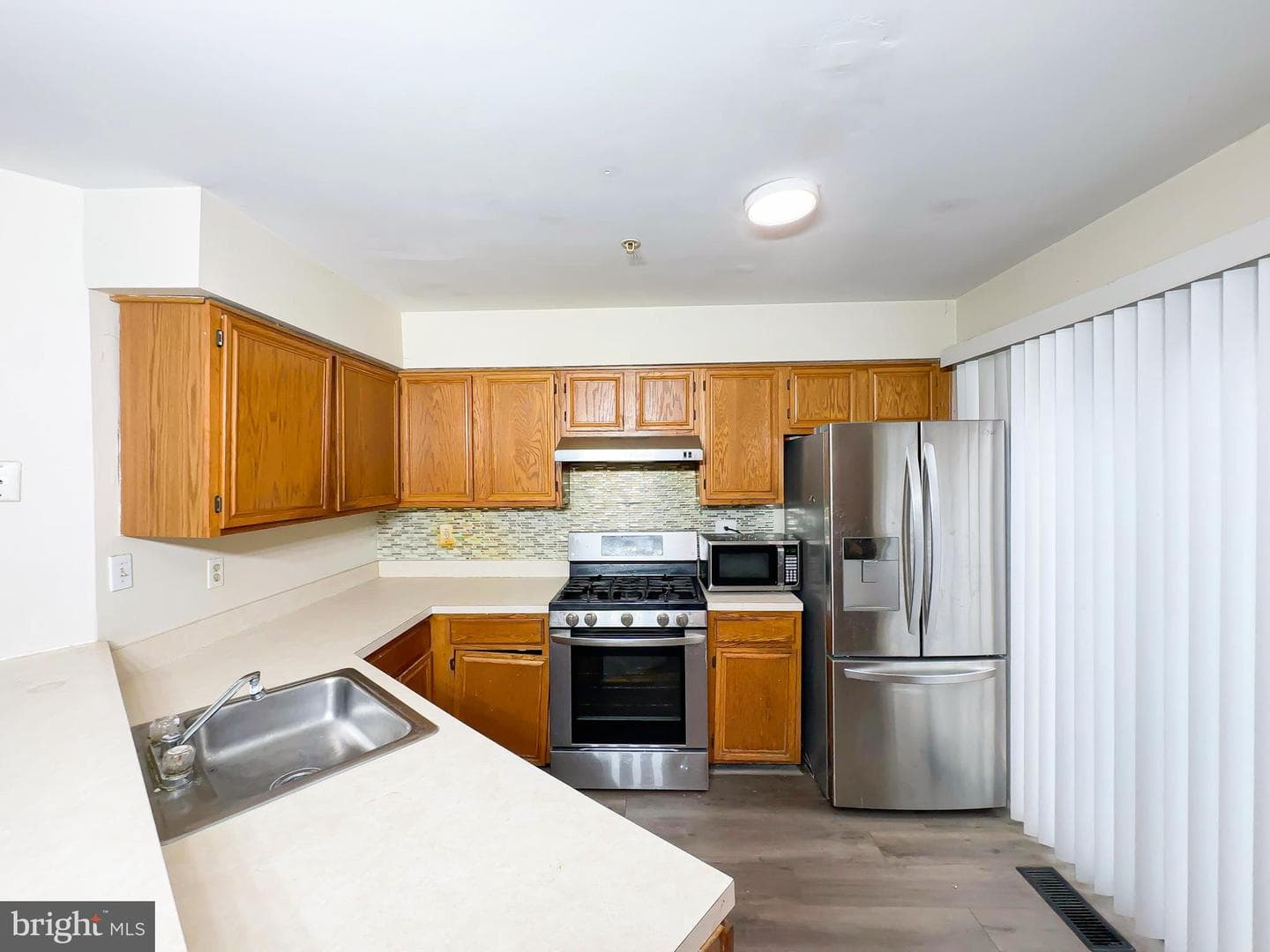 3415 Wood Creek Drive photo 10