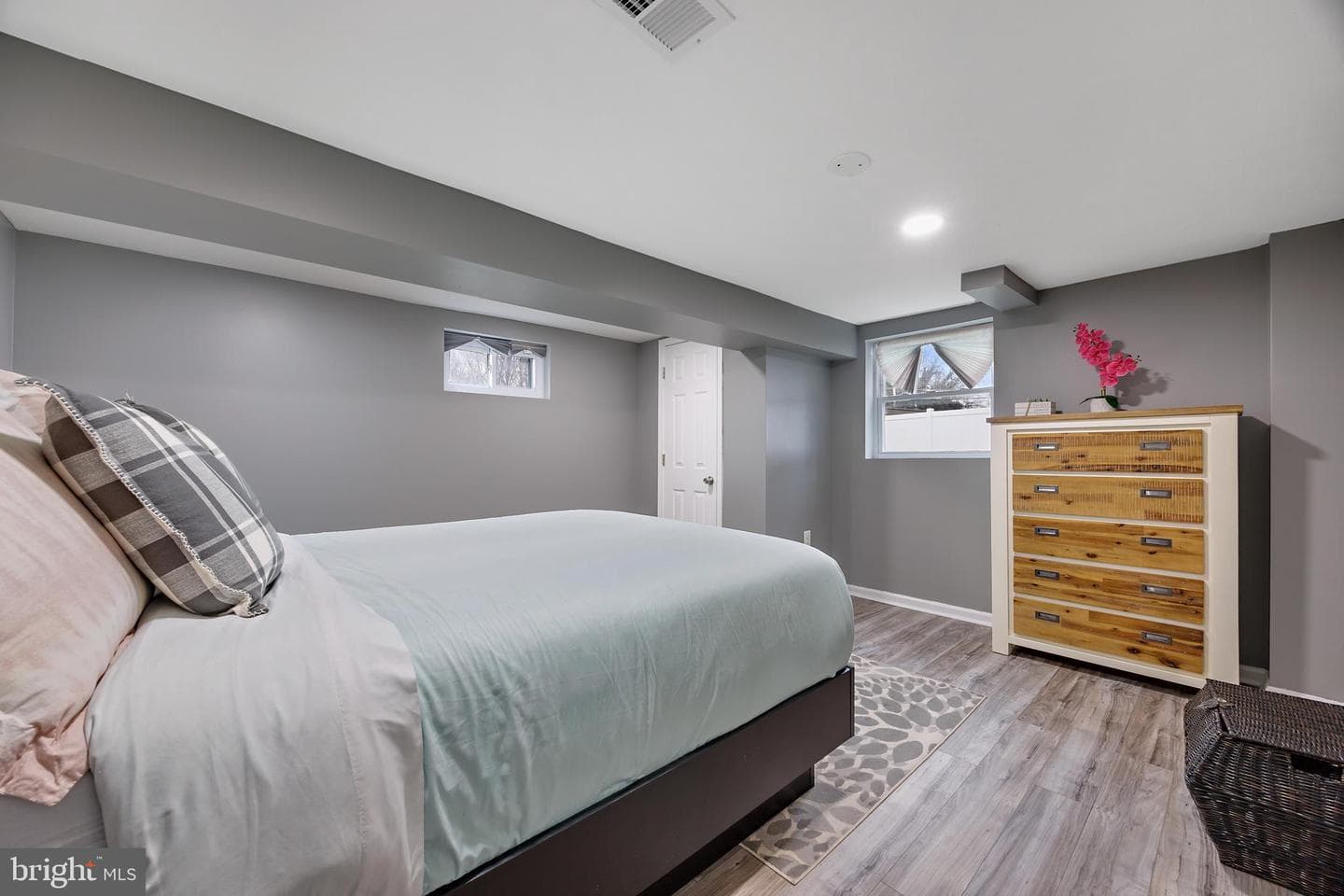 2410 Ritchie Road photo 20