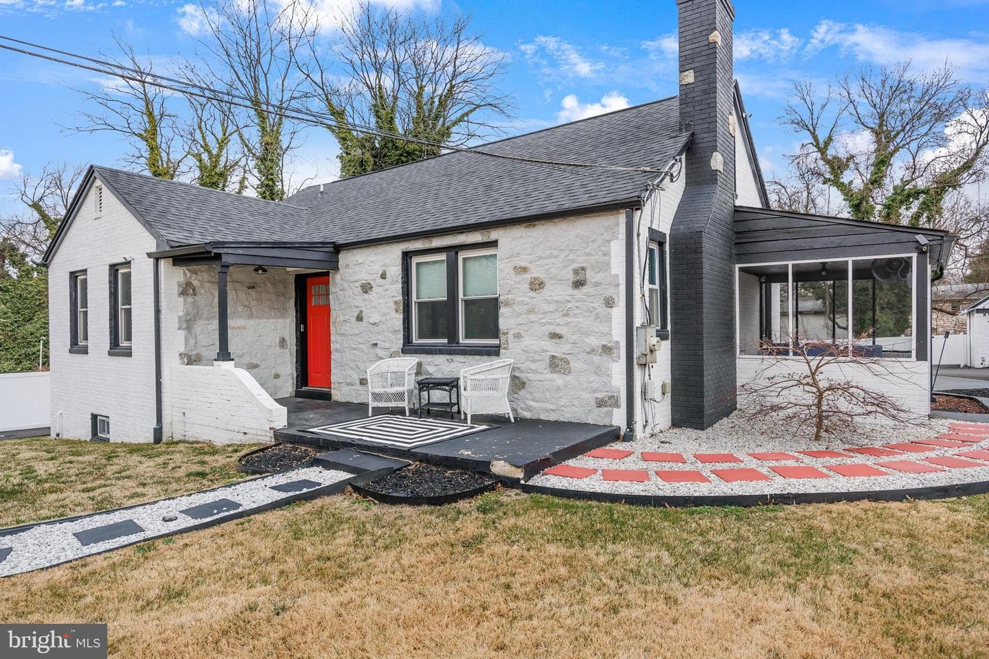 2410 Ritchie Road photo 3