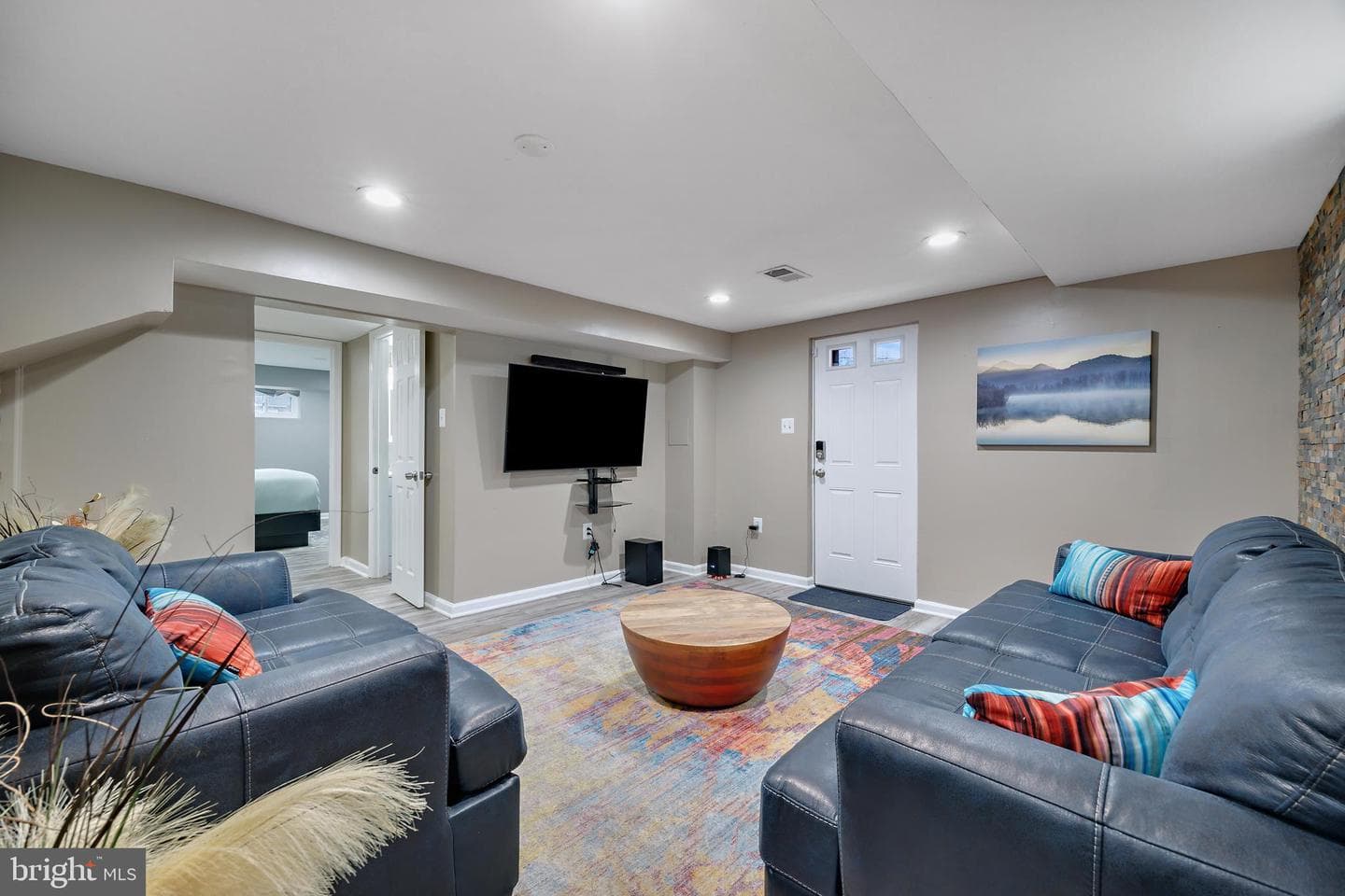 2410 Ritchie Road photo 30