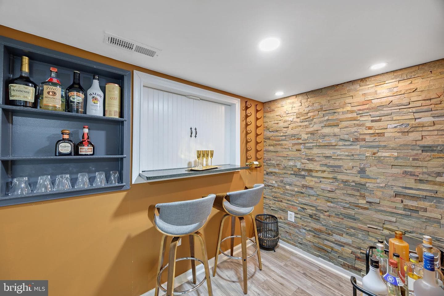 2410 Ritchie Road photo 32