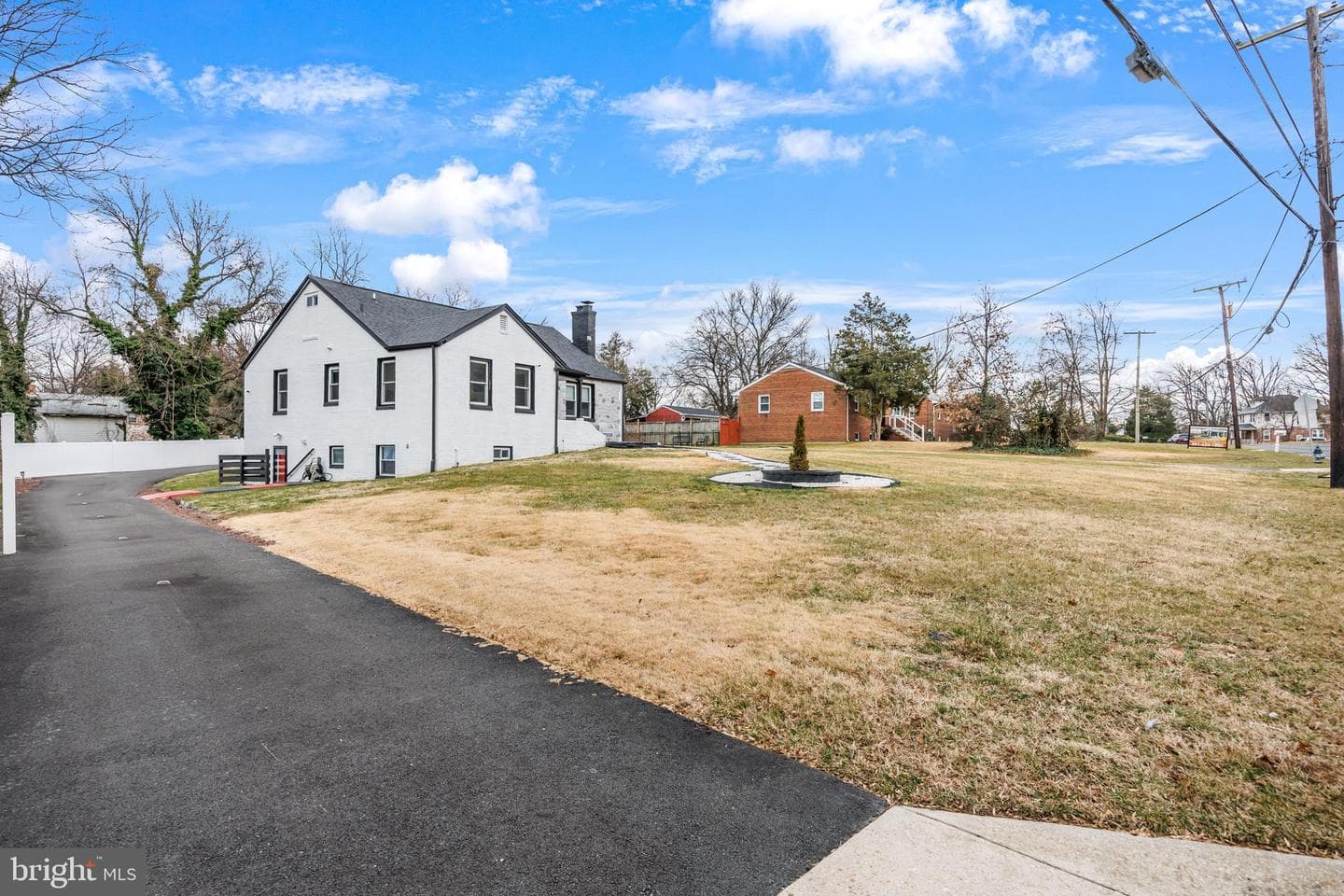 2410 Ritchie Road photo 5