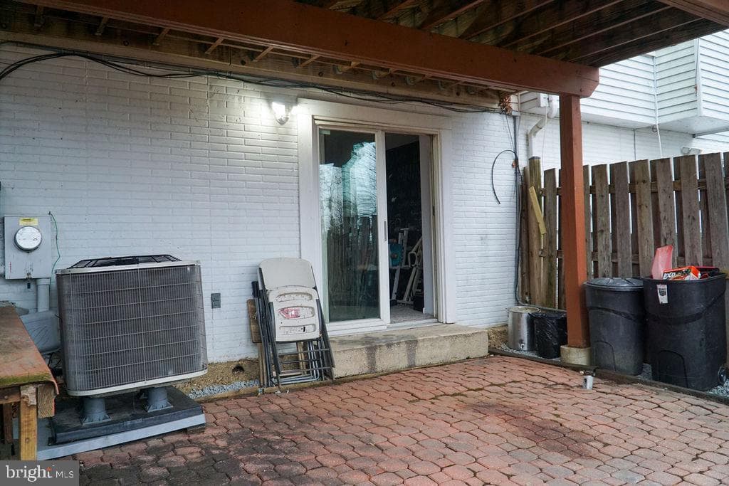 8415 Snowden Oaks Place photo 16