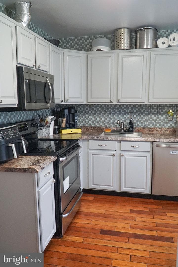 8415 Snowden Oaks Place photo 8
