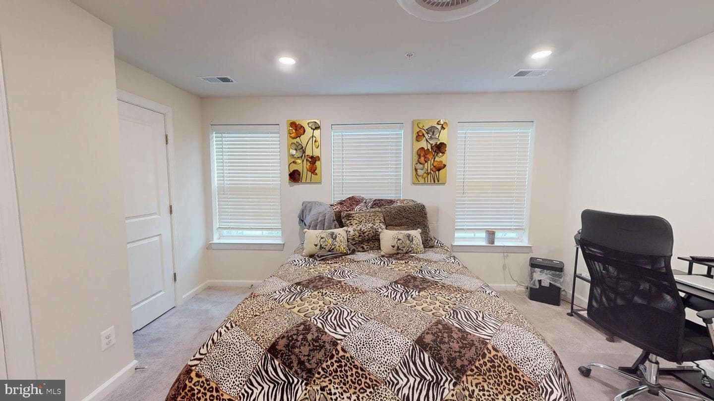 5554 Lanteen Street #1105 photo 12