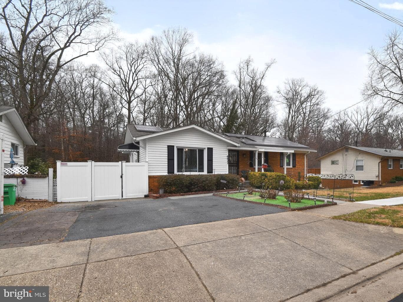 6822 Nashville Road photo 1