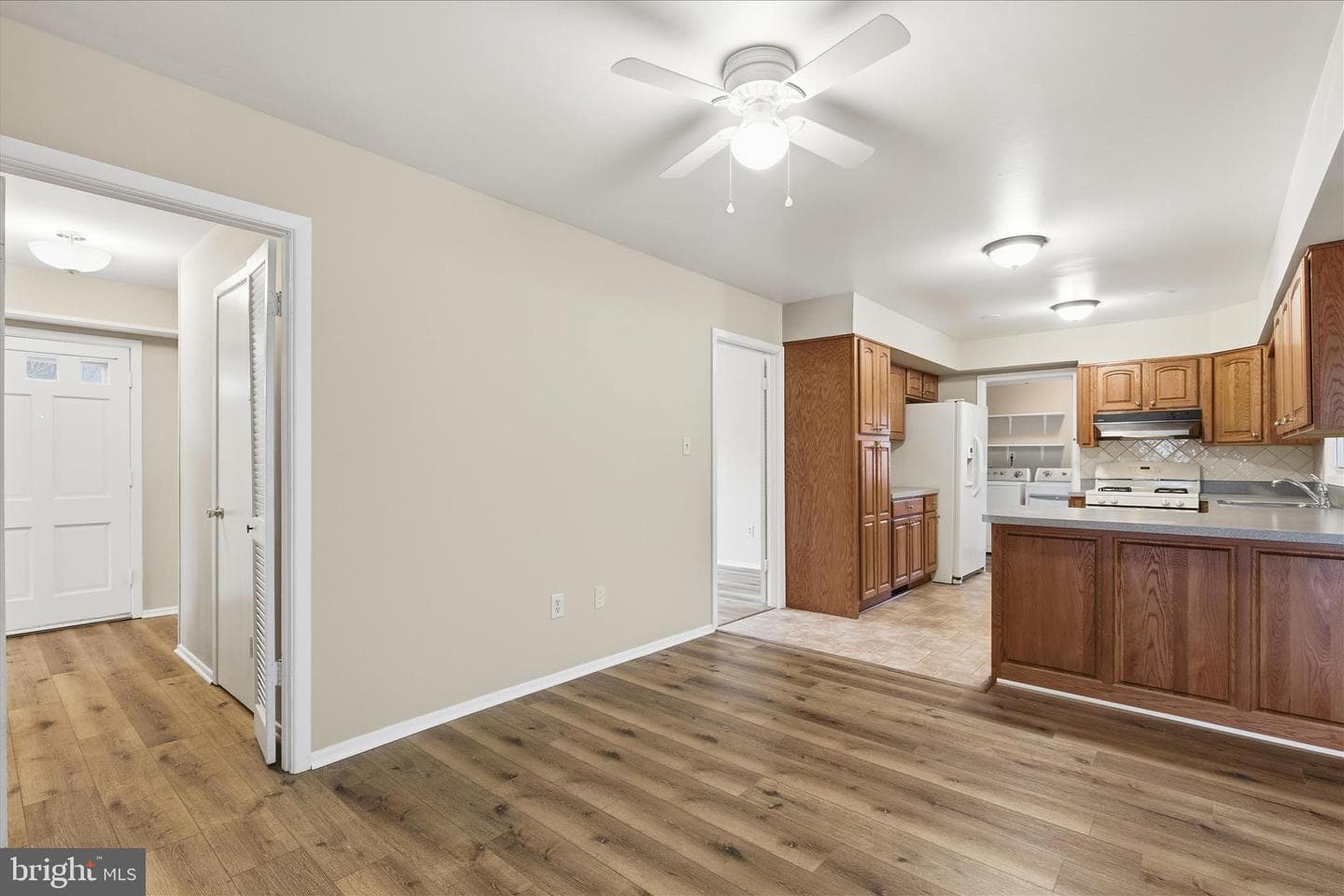3008 Teak Lane photo 19