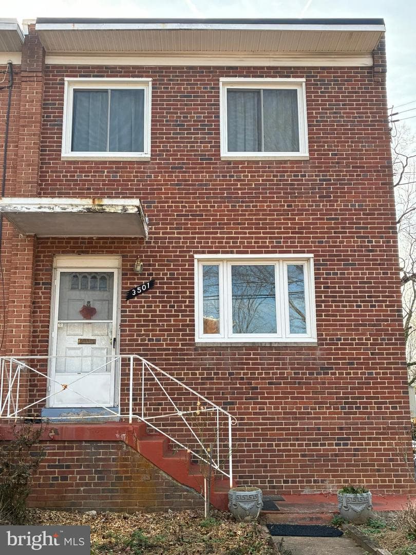 3501 Madison Place photo 1