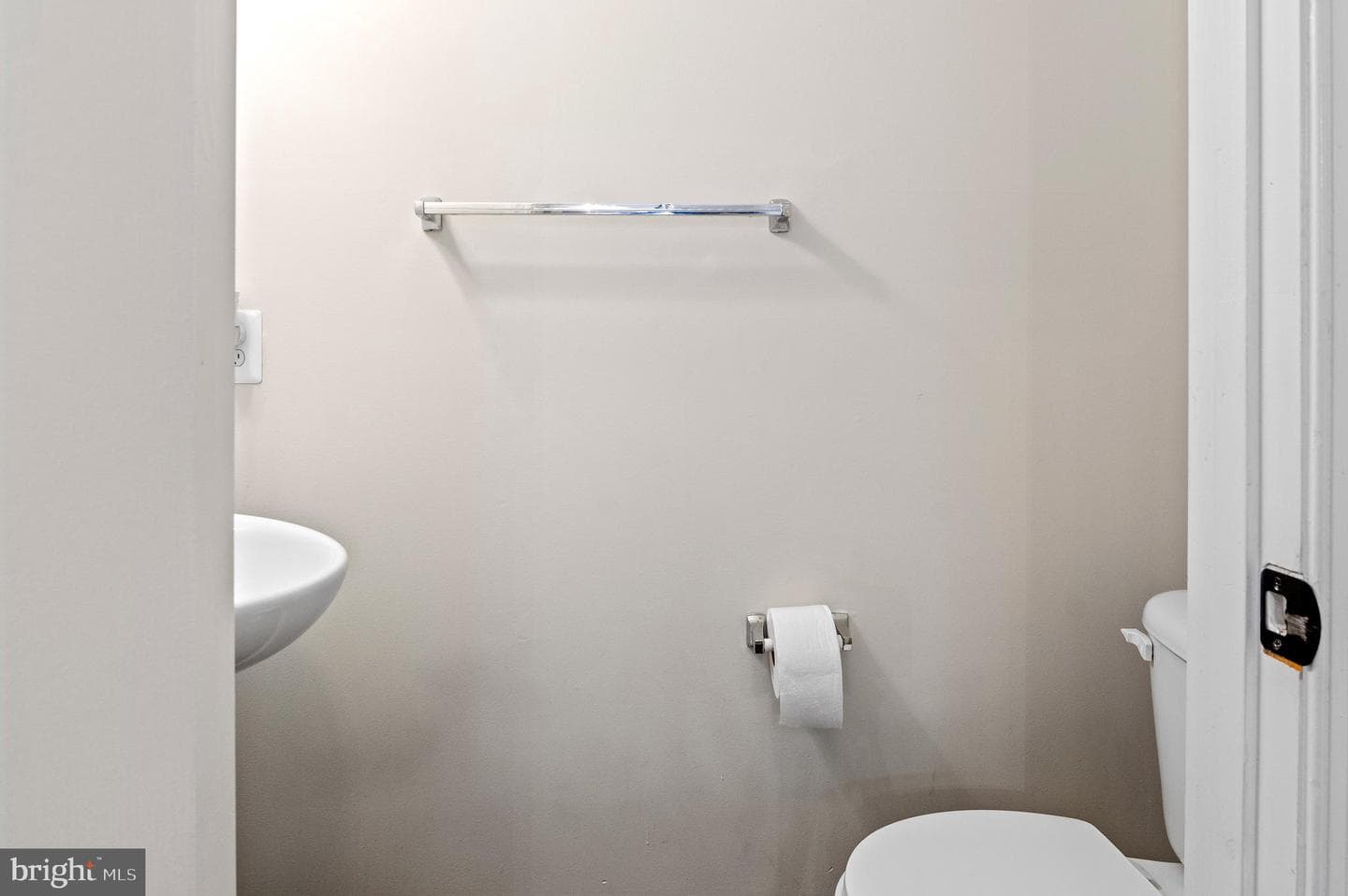 15511 Wylie Road photo 15