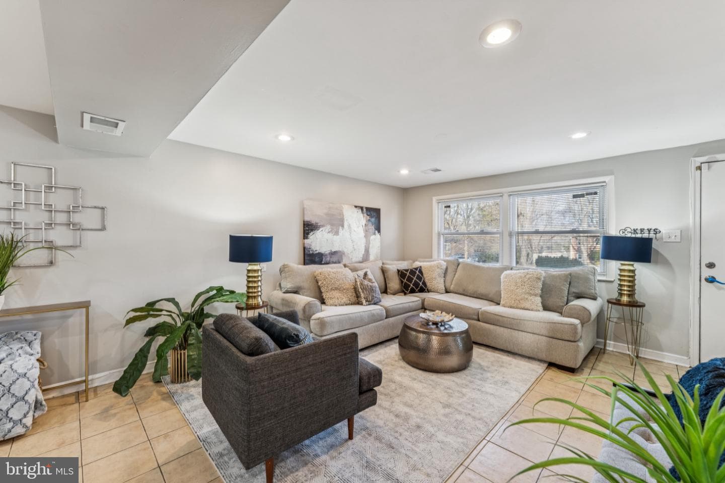 3704 Halloway Place photo 2