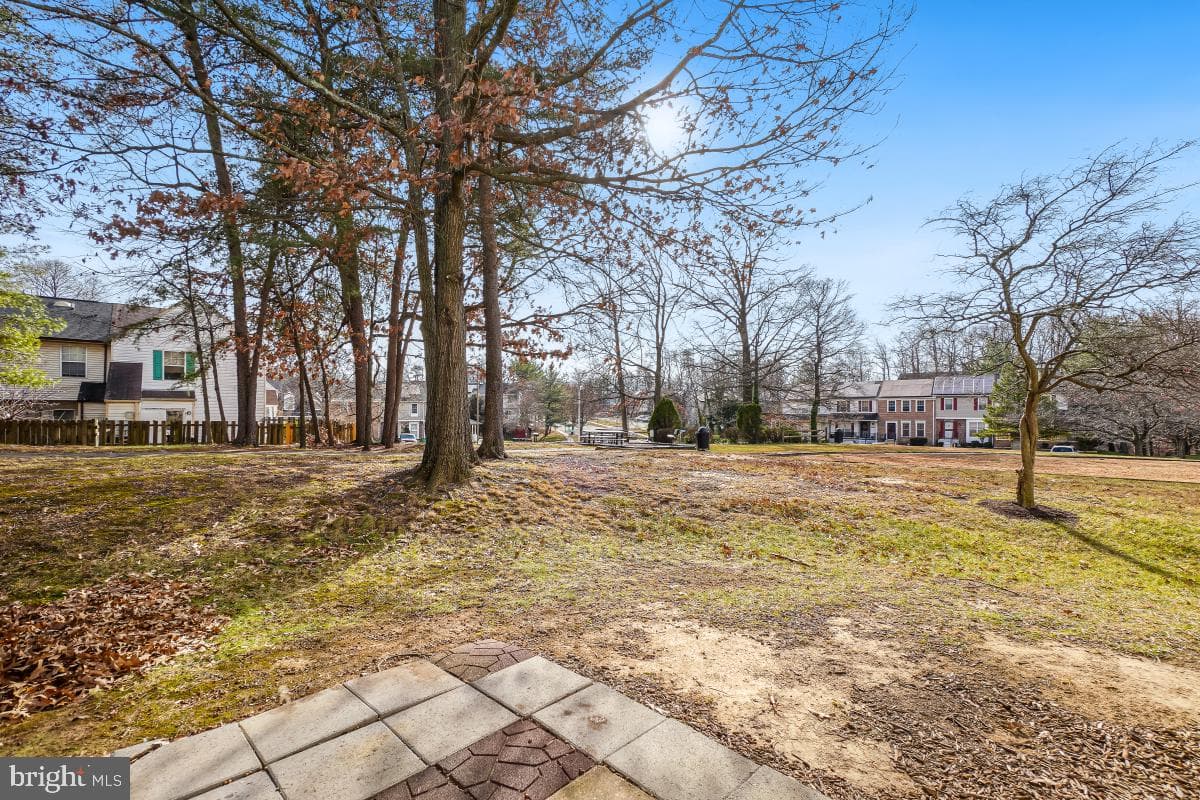 2401 W Rosecroft Village Circle photo 19