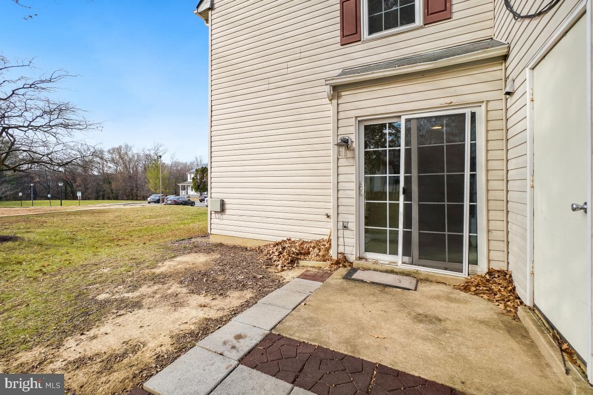 2401 W Rosecroft Village Circle photo 20
