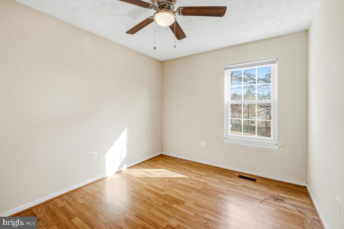 2401 W Rosecroft Village Circle photo 27