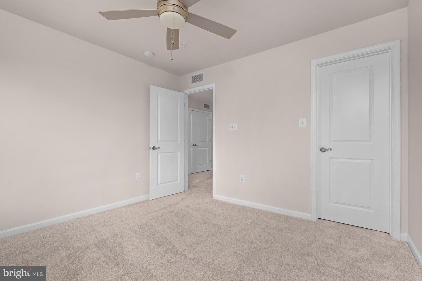 10439 John Glenn Street photo 29