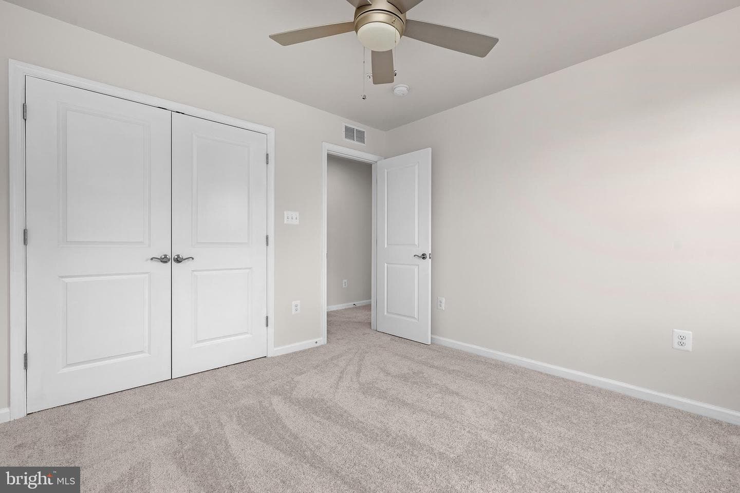 10439 John Glenn Street photo 33