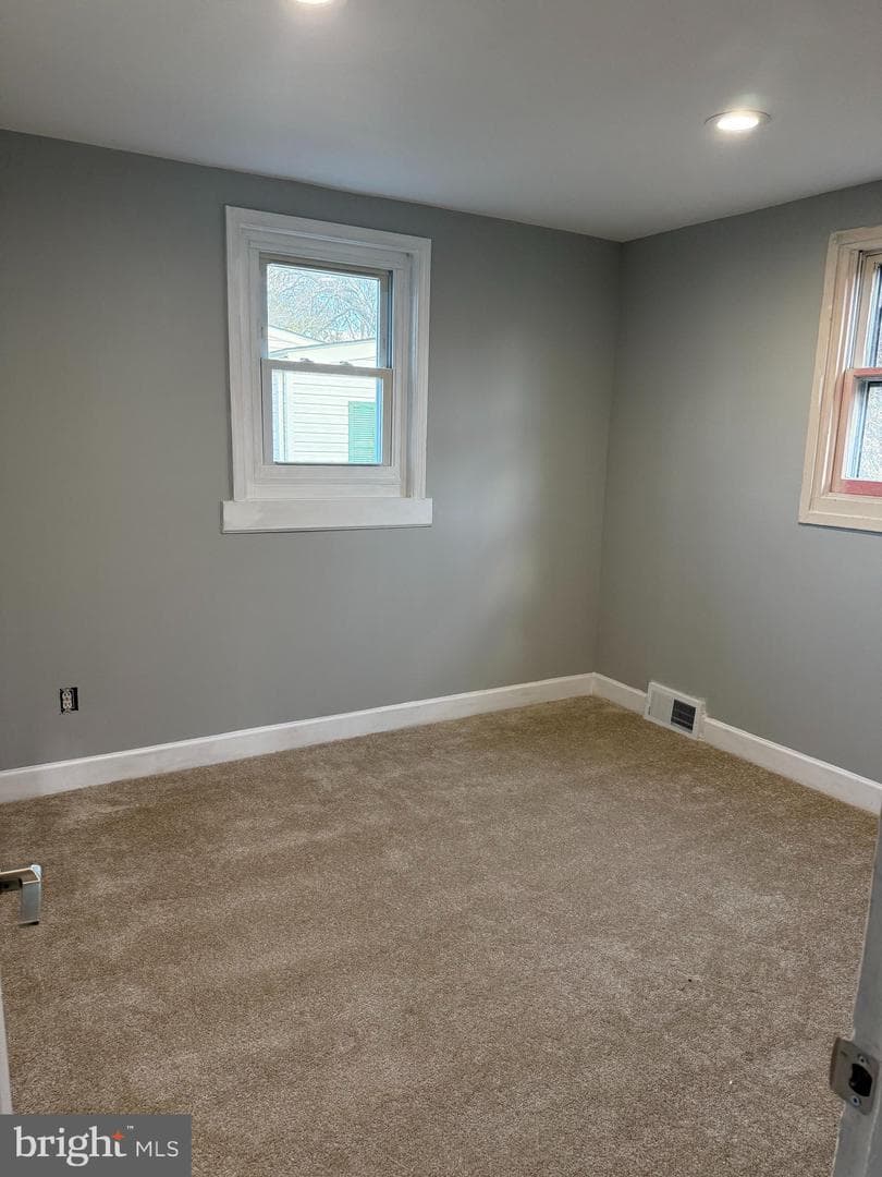 6625 Powhatan Street photo 7