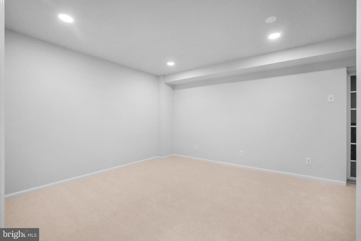 3004 N Dale Lane photo 27