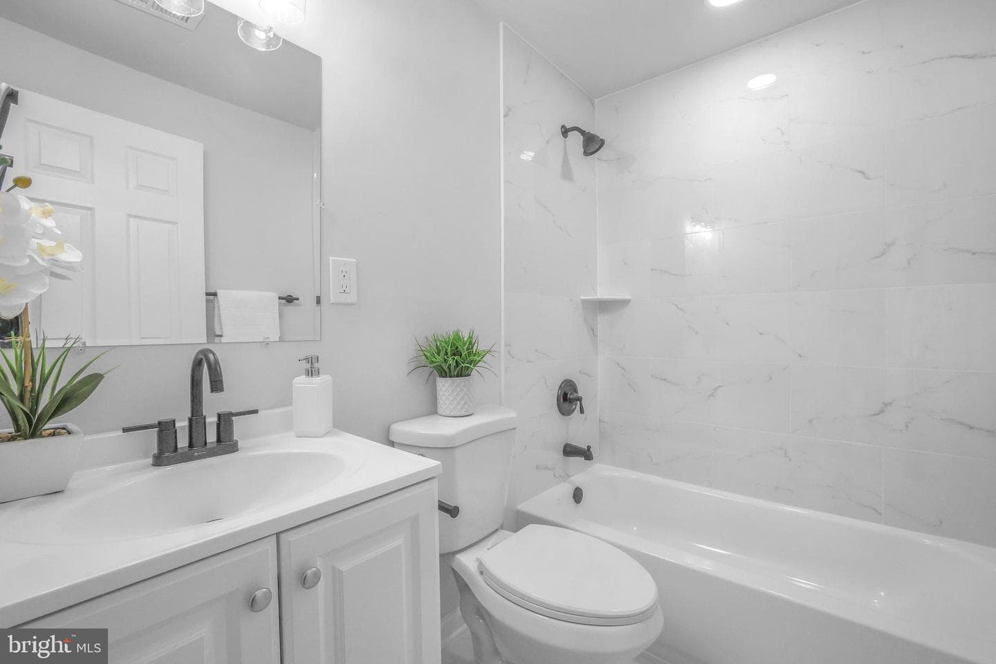 3004 N Dale Lane photo 30