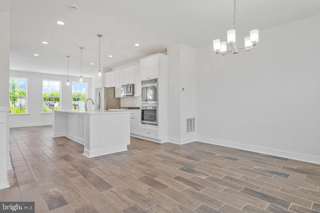 3613 Gentle Breeze Drive photo 11