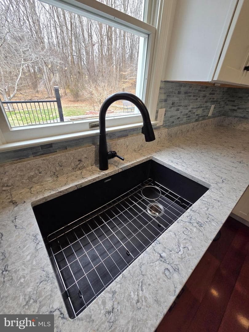 13600 Augusta Hooe Road photo 22